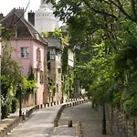Aparthotel Adagio Paris Montmartre