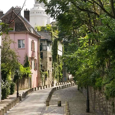 Adagio Montmartre Aparthotel