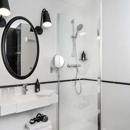 Aparthotel Adagio Montmartre Parigi