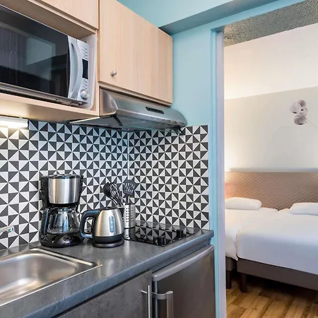 Adagio Montmartre Aparthotel 4*