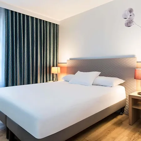 Aparthotel Adagio Montmartre Parigi