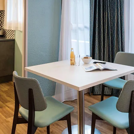 Aparthotel Adagio Montmartre 4*