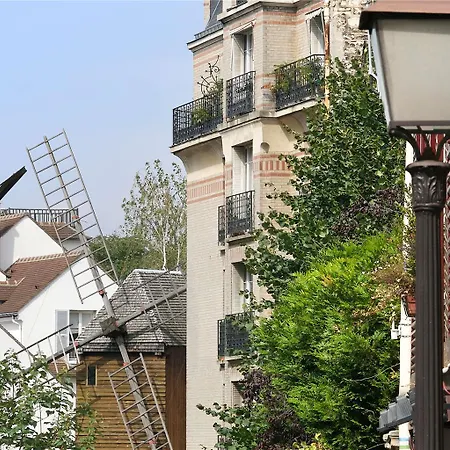 Adagio Montmartre 4* Parigi