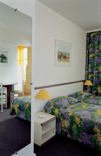 Adagio Montmartre 4* Parigi